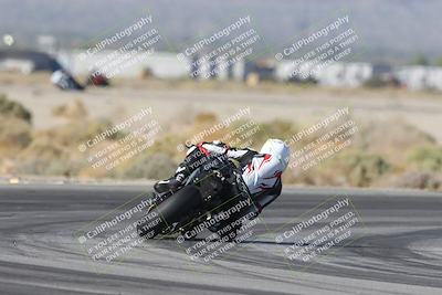 media/Oct-30-2025-Racers Edge (Thu) [[dabbdaf680]]/2-A Group/Session 2 (Turn 5)/